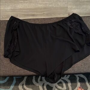 Women's Black Lace Trim Sleep Shorts